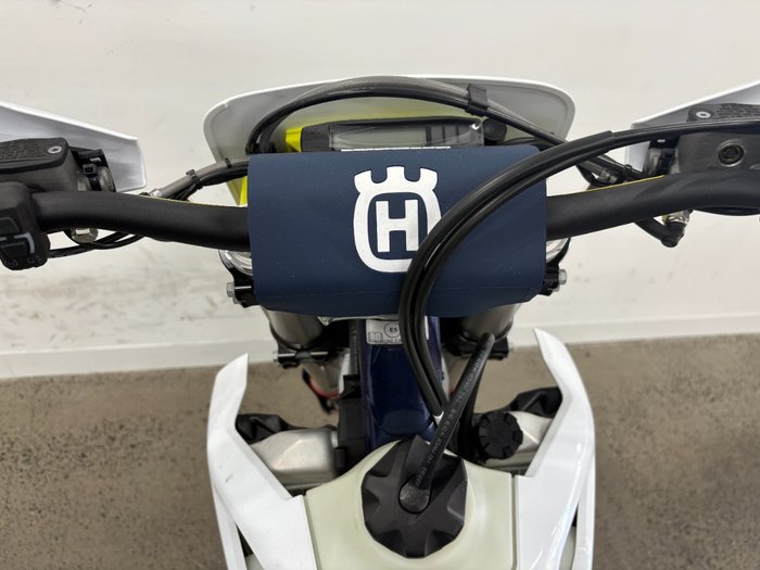 2024 Husqvarna FE450 White