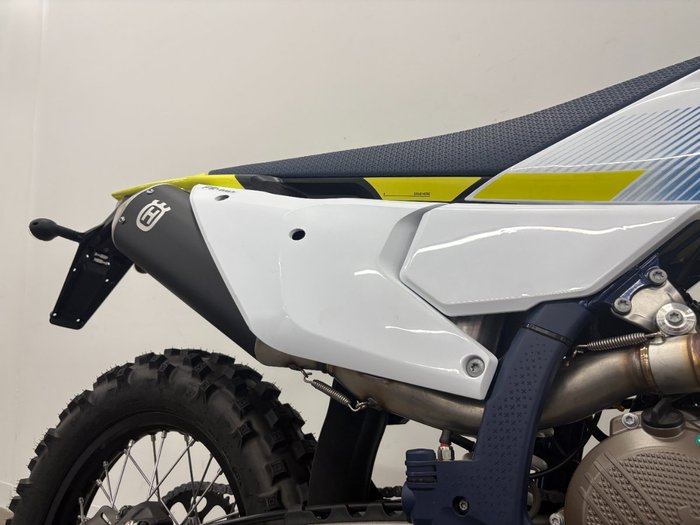2024 Husqvarna FE450 White