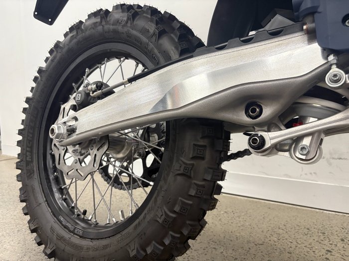 2024 Husqvarna FE450 White