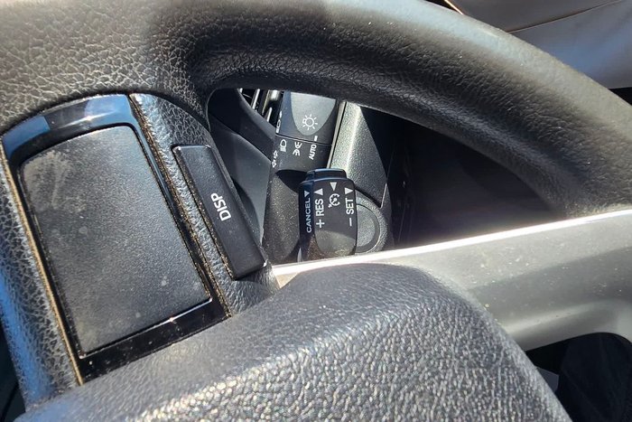 2018 Toyota Hilux SR (4x4)