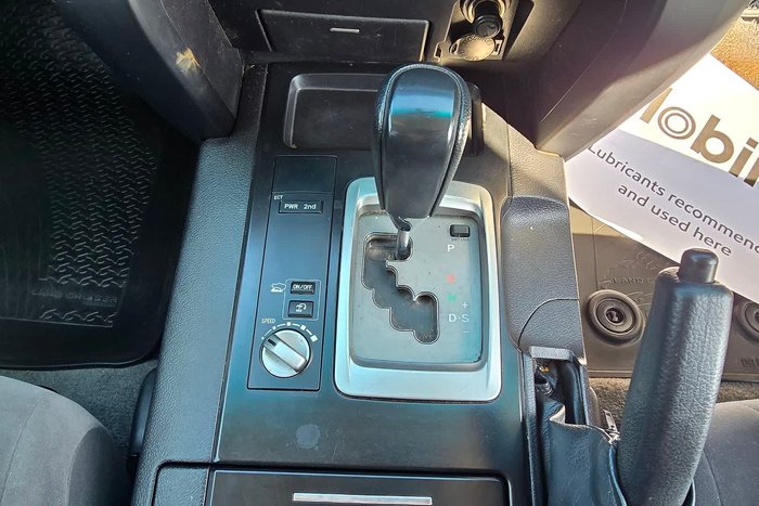 2015 Toyota Landcruiser GXL