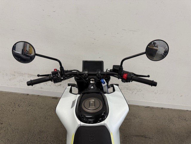 2024 Husqvarna VITPILEN 401 BLACK