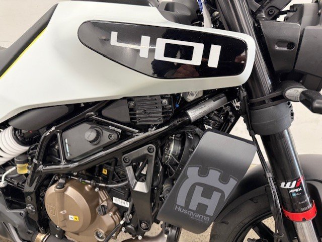 2024 Husqvarna VITPILEN 401 BLACK