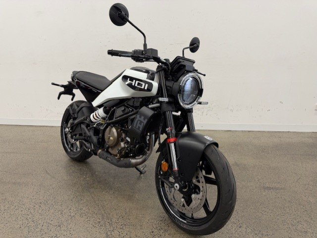 2024 Husqvarna VITPILEN 401 BLACK