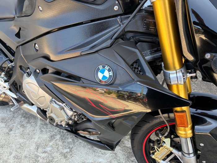 2020 BMW Motorrad S 1000 R Black