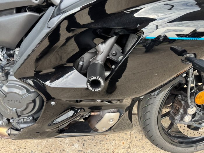 2022 Yamaha YZF-R7LA BLACK