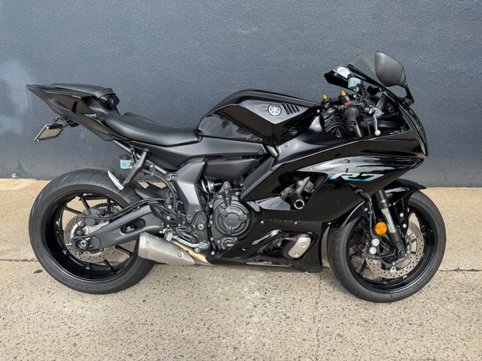 2022 Yamaha YZF-R7LA BLACK