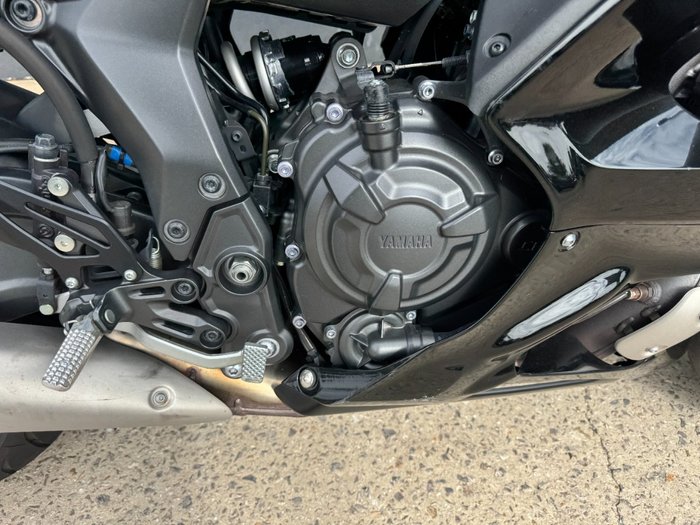 2022 Yamaha YZF-R7LA BLACK