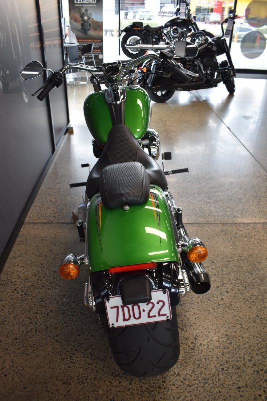 2015 HARLEY-DAVIDSON FXSB SOFTAIL BREAKOUT