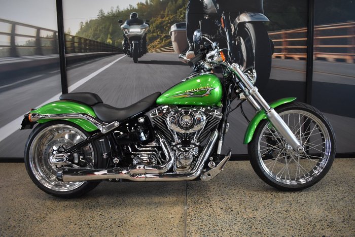 2015 HARLEY-DAVIDSON FXSB SOFTAIL BREAKOUT