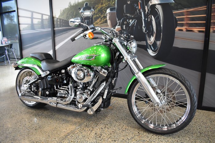 2015 HARLEY-DAVIDSON FXSB SOFTAIL BREAKOUT