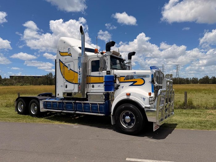 2012 Kenworth T909 NEW X15 CRATE ENGINE White