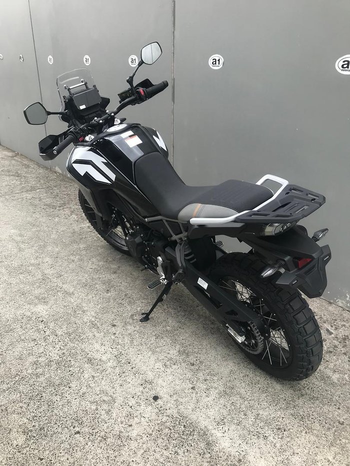 2025 CFMOTO 450MT