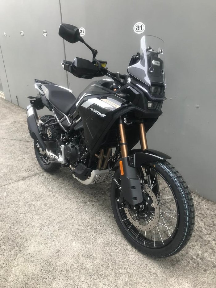 2025 CFMOTO 450MT