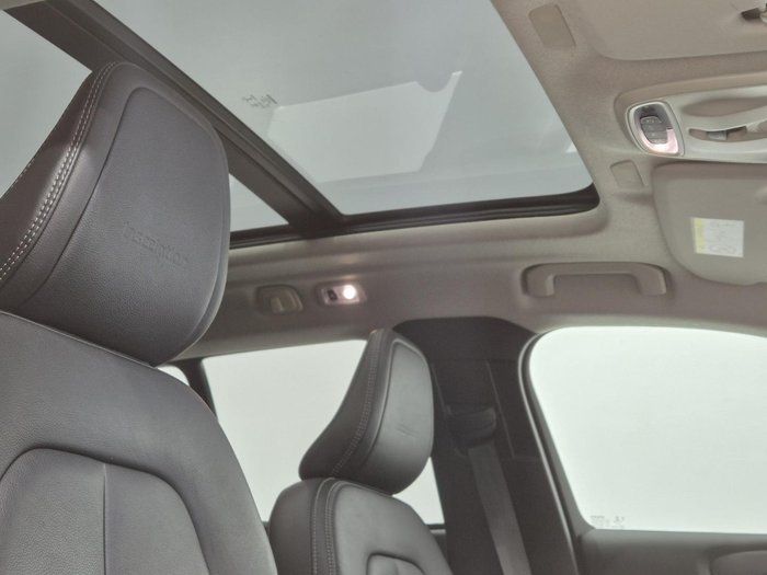 2020 Volvo XC40 T4 Inscription MY20 AWD Crystal White