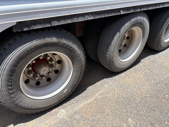 2016 Maxitans Grain Tipper