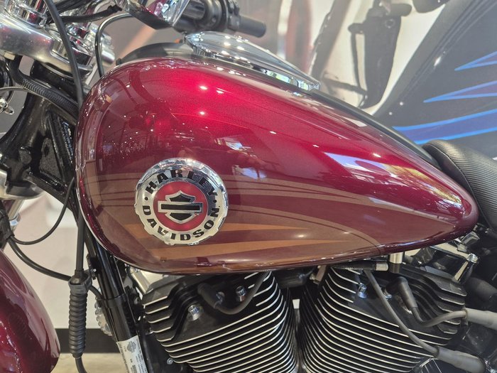 2017 Harley-Davidson Breakout 103 (FXSB) Softail Red