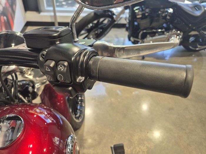 2017 Harley-Davidson Breakout 103 (FXSB) Softail Red