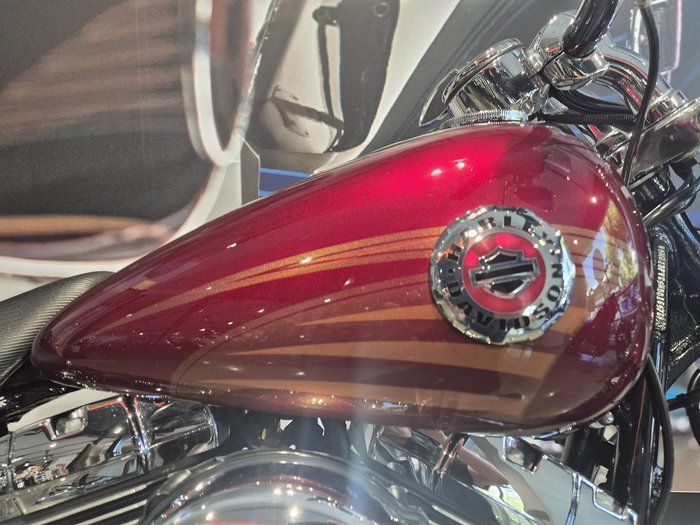 2017 Harley-Davidson Breakout 103 (FXSB) Softail Red