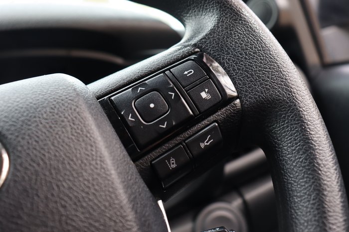 2021 Toyota Hilux SR