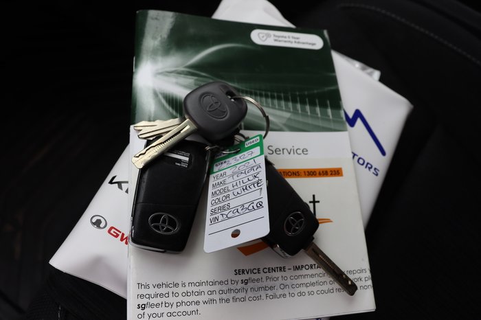 2021 Toyota Hilux SR