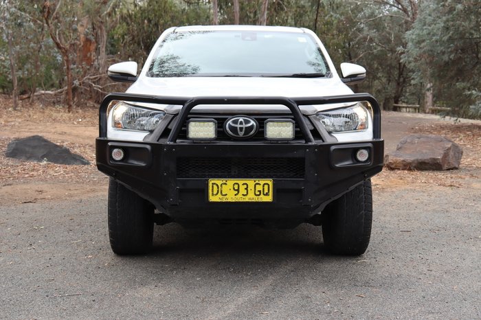 2021 Toyota Hilux SR