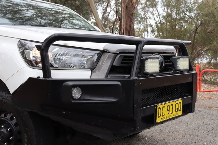 2021 Toyota Hilux SR