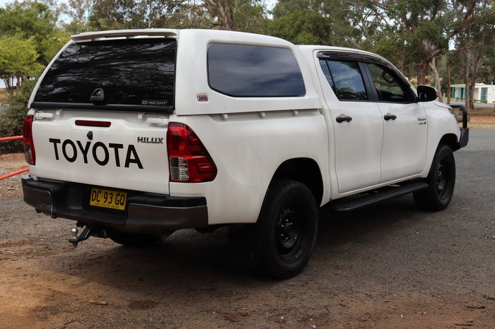 2021 Toyota Hilux SR