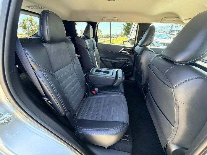 2025 Mitsubishi Outlander Aspire