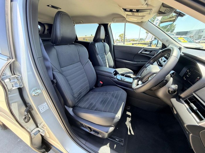 2025 Mitsubishi Outlander Aspire