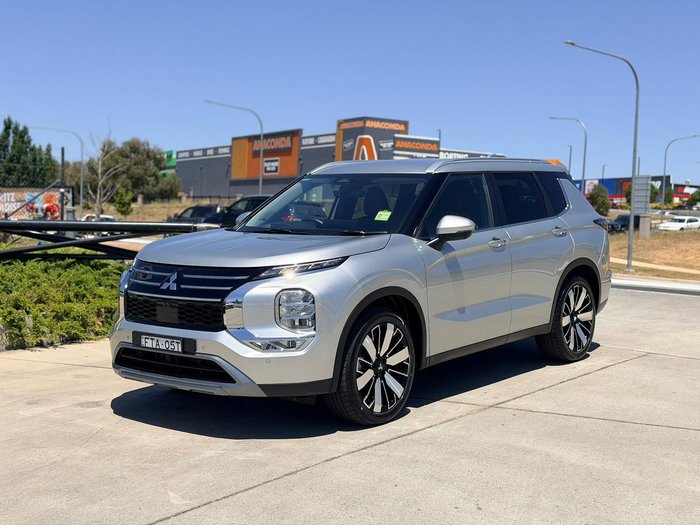 2025 Mitsubishi Outlander Aspire