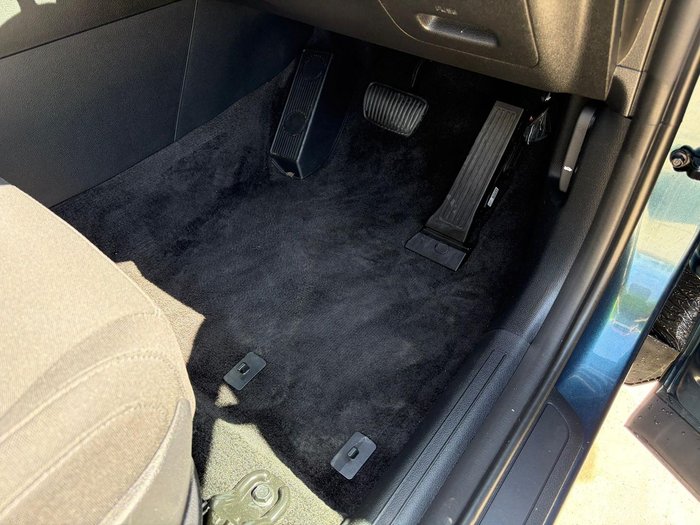 2025 Kia Sportage SX