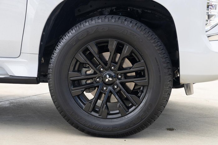 2023 Mitsubishi Pajero Sport GSR