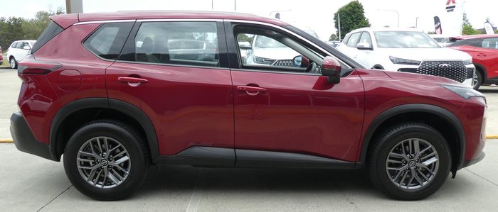 2023 Nissan X-TRAIL ST