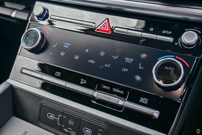 2025 Hyundai Santa Fe Hybrid