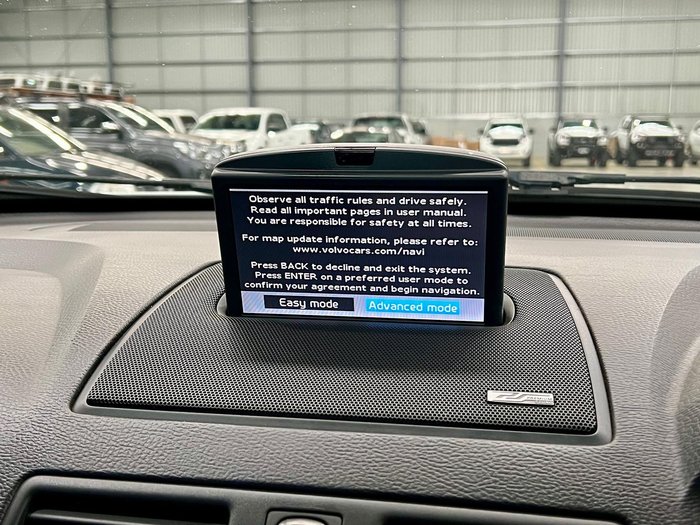 2013 Volvo XC90 R-Design MY13 4X4 On Demand Ice White