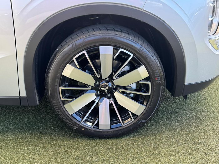 2025 Mitsubishi Outlander Aspire