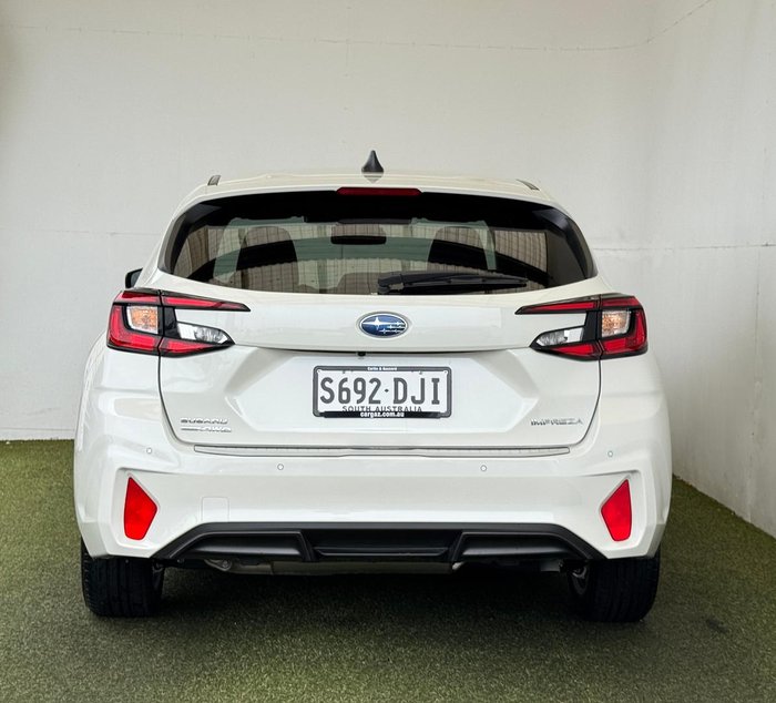 2025 Subaru Impreza 2.0L