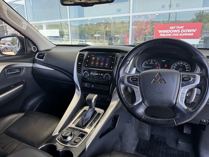 2016 Mitsubishi Pajero Sport Exceed