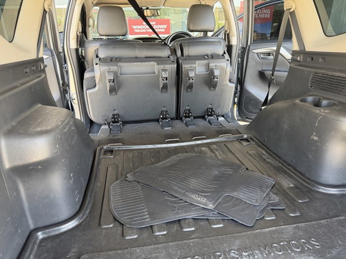 2016 Mitsubishi Pajero Sport Exceed