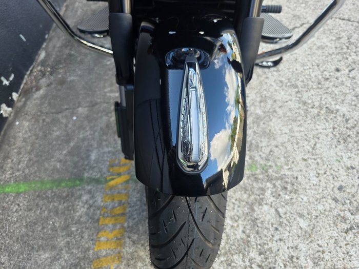 2025 Indian 2025 INDIAN 1900CC CHEIFTAIN LIMITED POWER PLUS (N25LFLSSE) SUNSET RED METALLIC