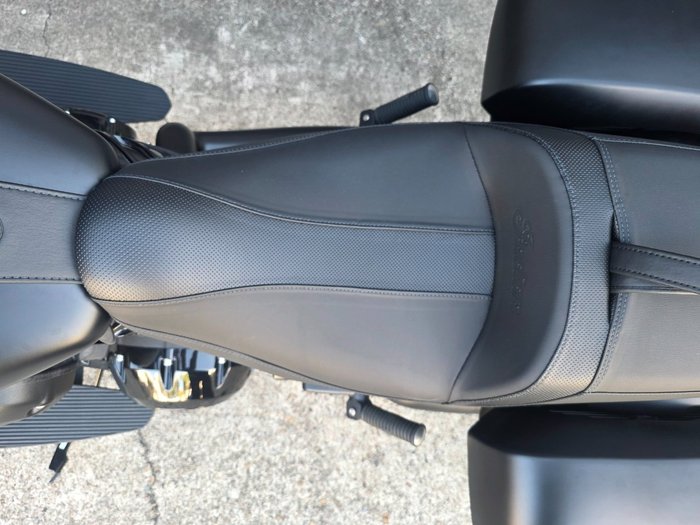 2024 Indian CHIEFTAIN DARK HORSE BLACK