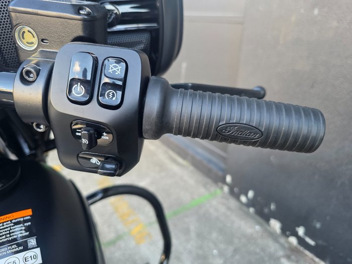 2024 Indian CHIEFTAIN DARK HORSE BLACK