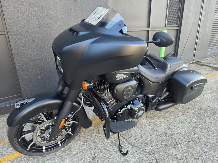 2024 Indian CHIEFTAIN DARK HORSE BLACK