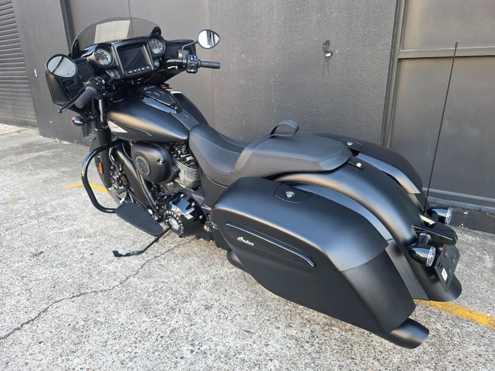 2024 Indian CHIEFTAIN DARK HORSE BLACK