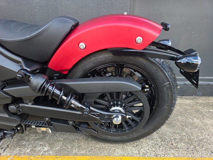 2025 Indian SCOUT BOBBER LIMITED SUNSET RED SMOKE