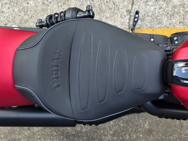 2025 Indian SCOUT BOBBER LIMITED SUNSET RED SMOKE