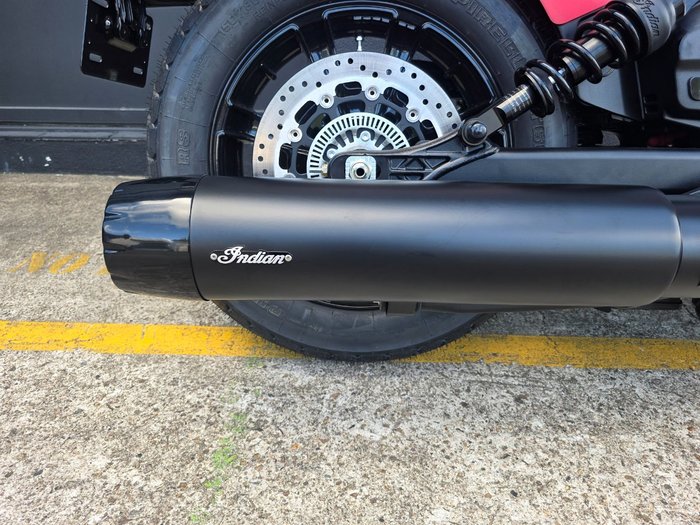 2025 Indian SCOUT BOBBER LIMITED SUNSET RED SMOKE