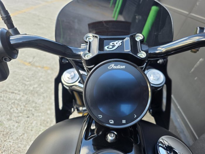 2024 Indian SPORT CHIEF BLACK SMOKE