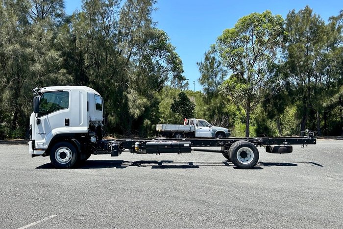 2026 Isuzu F Series FSR 140/120-240 AM R56
